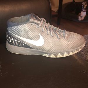 Nike Kyrie 1 Wolf Grey